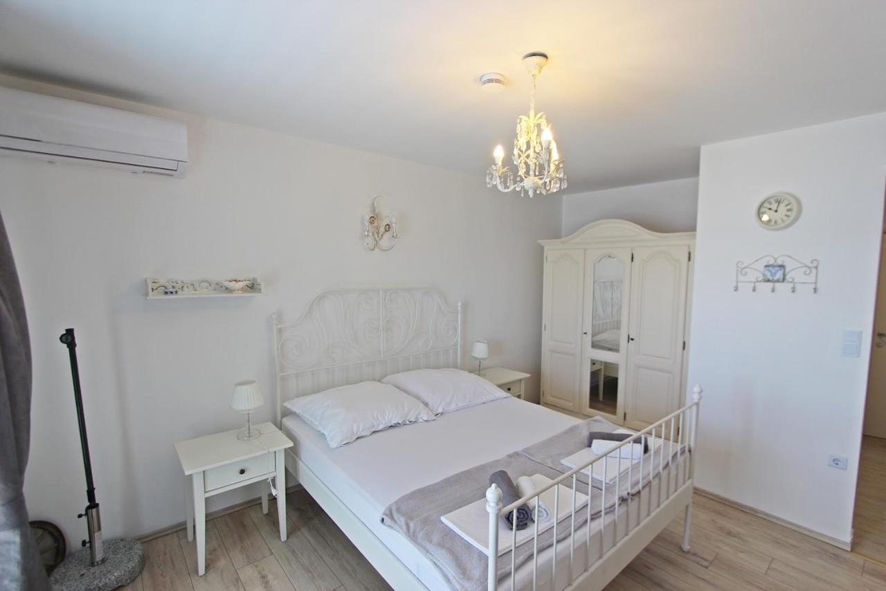 Villa Danica Murter เบทินา ภายนอก รูปภาพ